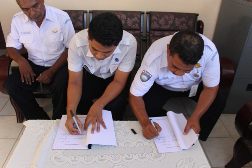 Galleri Kerjasama, Kepala Kantor Unit Pelayanan Navigasi Penerbangan Alor & Kepala Stasiun Meteorologi Mali - Alor 2016