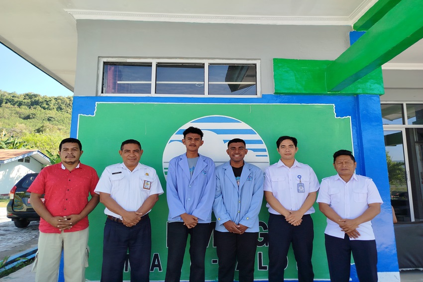 Galleri PKL, Mahasiswa UNTRIB